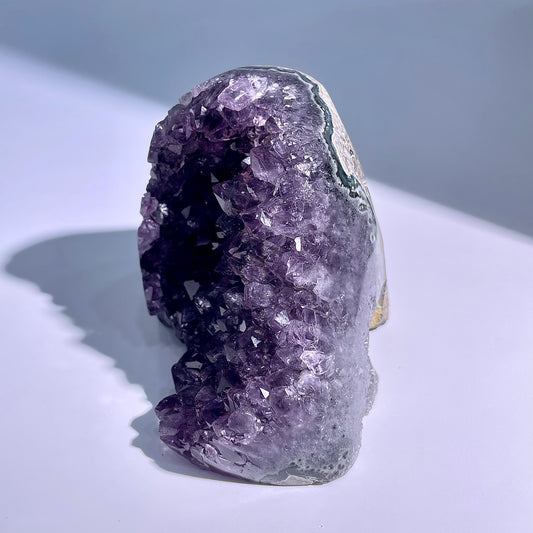 A56◇アメジスト クリスター◇89×62×66mm◇天然石・鉱物・パワーストーン