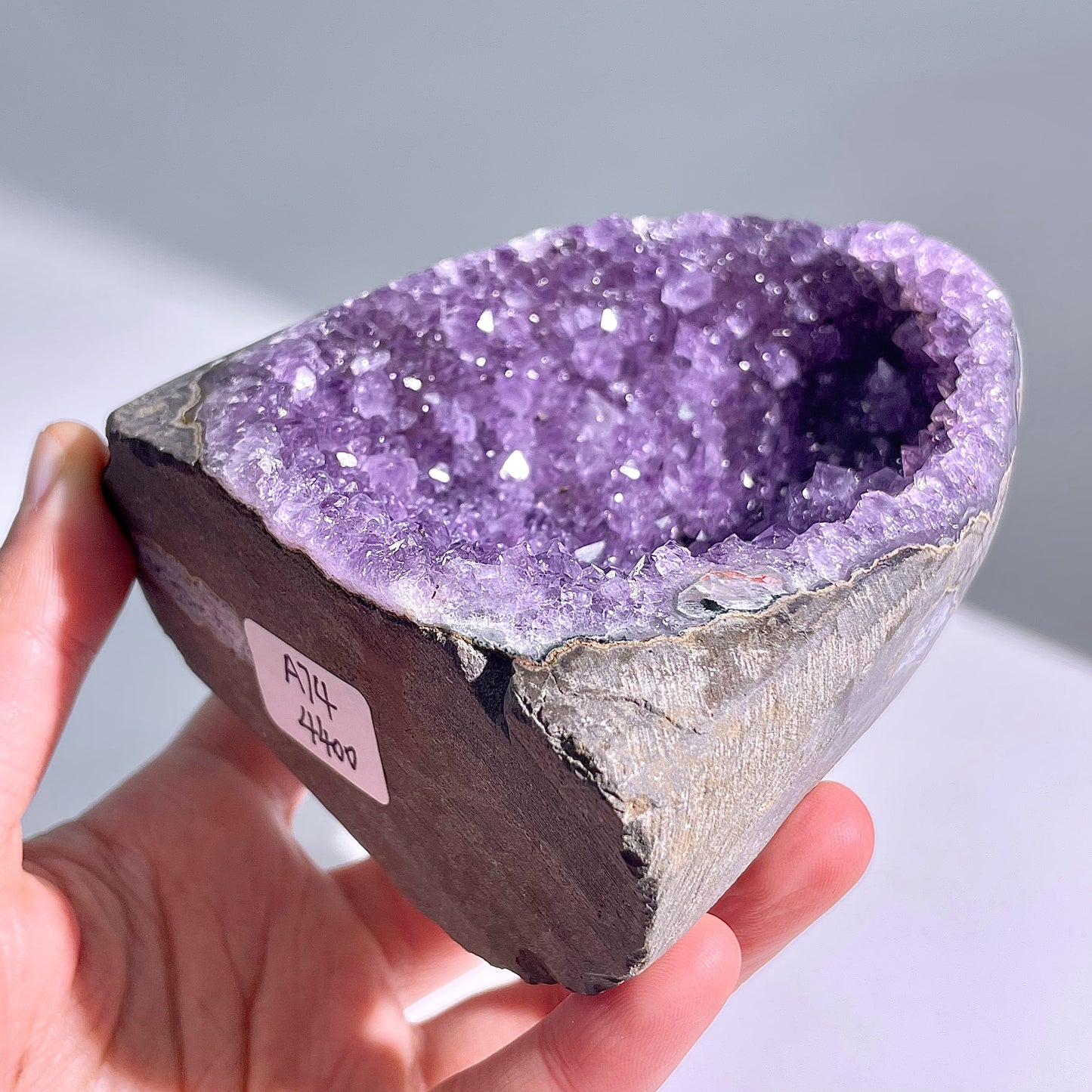 A74◇アメジスト クリスター◇92×77×45mm◇天然石・鉱物・パワーストーン