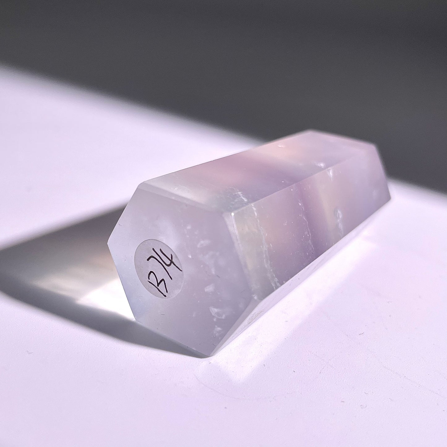 B74◇1点物◇フローライト ピラー◇78×28×24mm◇天然石・鉱物・パワーストーン