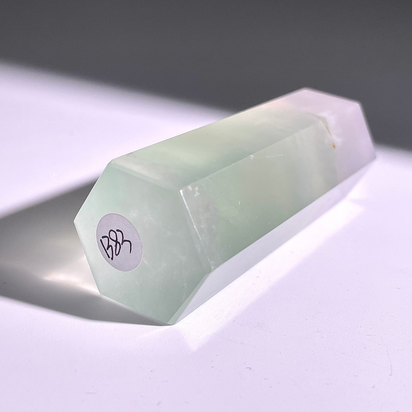 B83◇1点物◇フローライト ピラー◇80×27×24mm天然石・鉱物・パワーストーン