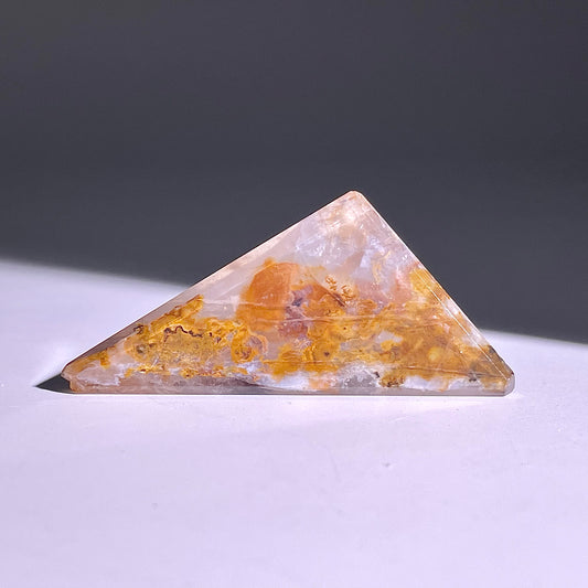 B250◇1点物◇瑪瑙の小樹 不規則◇58×26×17mm◇天然石・鉱物・パワーストーン