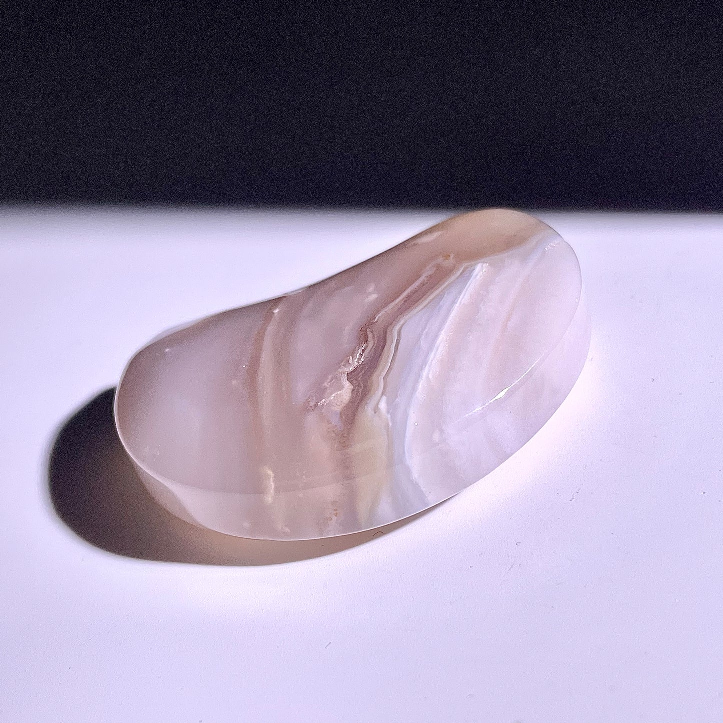 B327◇1点物◇桜瑪瑙 ムーン◇58×39×16mm◇天然石・鉱物・パワーストーン