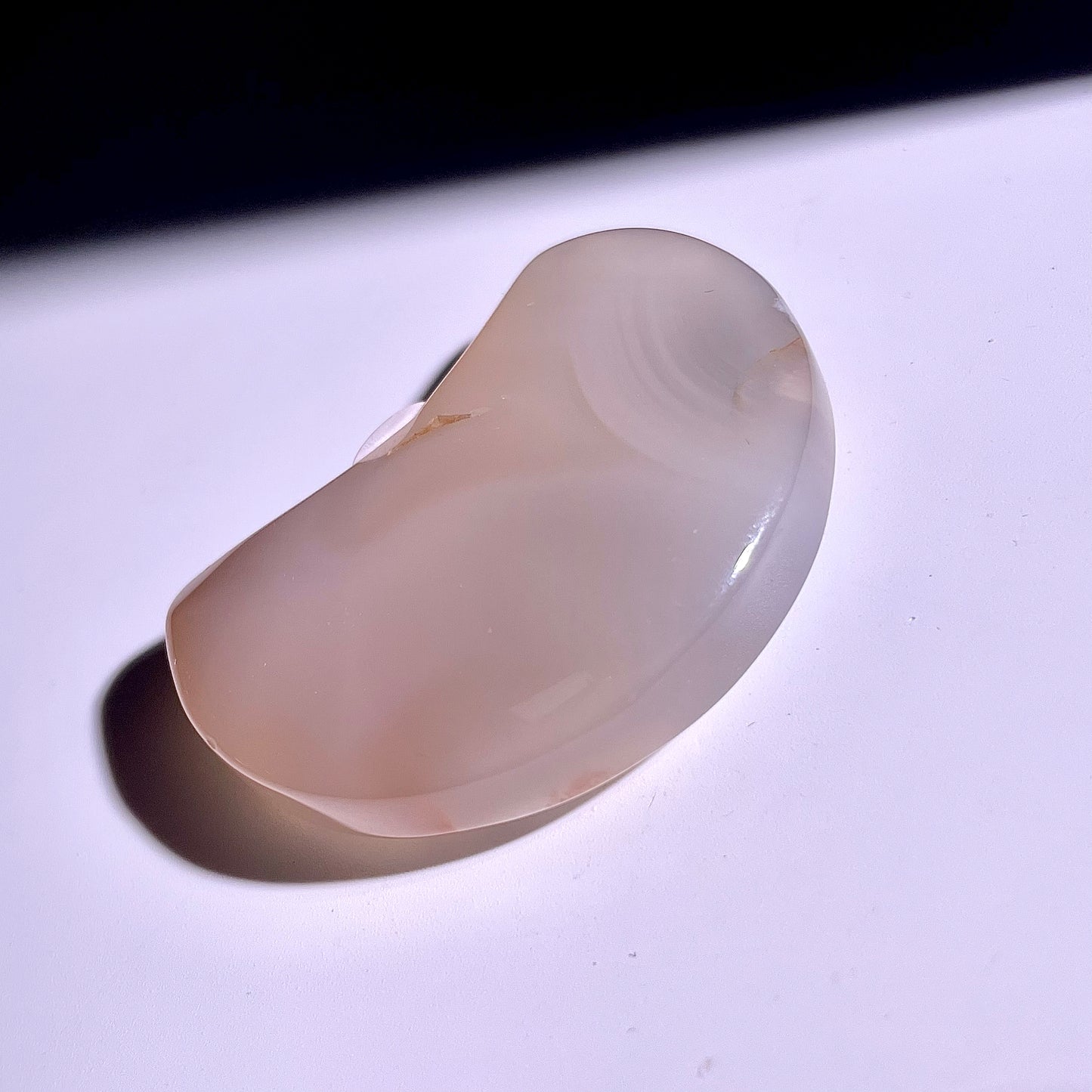 B331◇1点物◇桜瑪瑙 ムーン◇52×35×13mm◇天然石・鉱物・パワーストーン