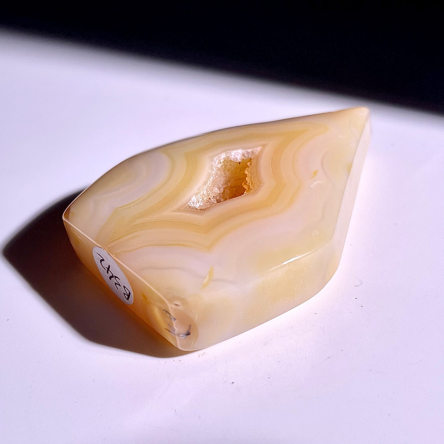 B342◇1点物◇瑪瑙トーチ◇58×39×13mm◇天然石・鉱物・パワーストーン