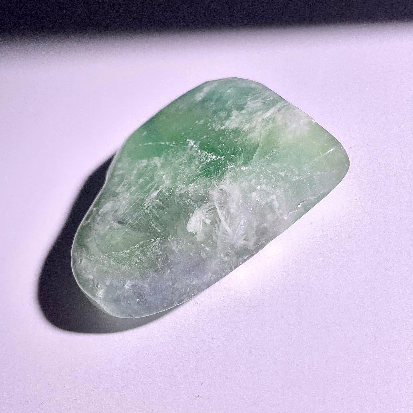 B564◇1点物◇フェザーフローライト ハート◇46×51×12mm◇天然石・鉱物・パワーストーン