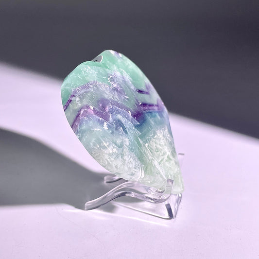 B565◇1点物◇フェザーフローライト ハート◇62×70×14mm◇天然石・鉱物・パワーストーン