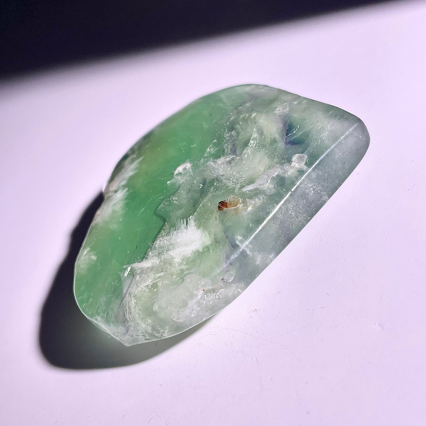 B567◇1点物◇フェザーフローライト ハート◇53×64×16mm◇天然石・鉱物・パワーストーン