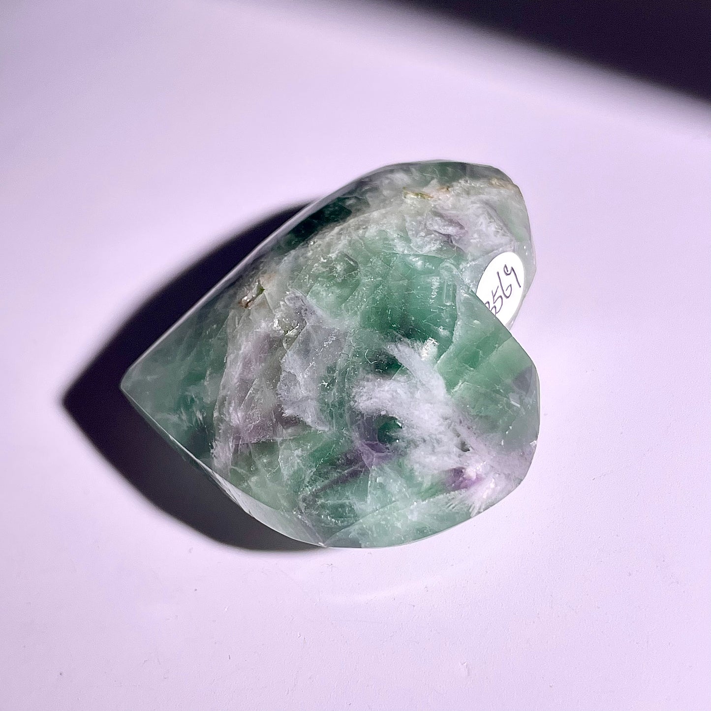B569◇1点物◇フェザーフローライト ハート◇48×62×23mm◇天然石・鉱物・パワーストーン