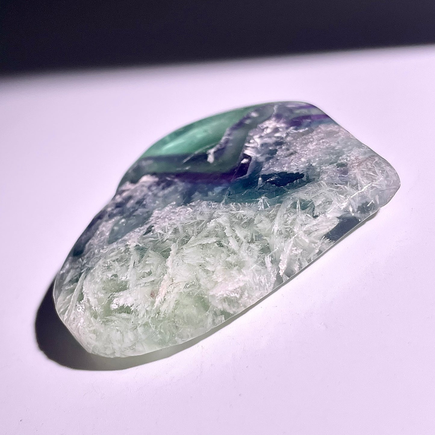 B572◇1点物◇フェザーフローライト ハート◇57×69×10mm◇天然石・鉱物・パワーストーン