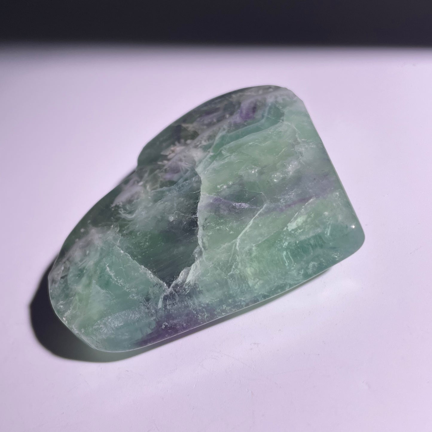 B577◇1点物◇フェザーフローライト ハート◇59×70×16mm◇天然石・鉱物・パワーストーン