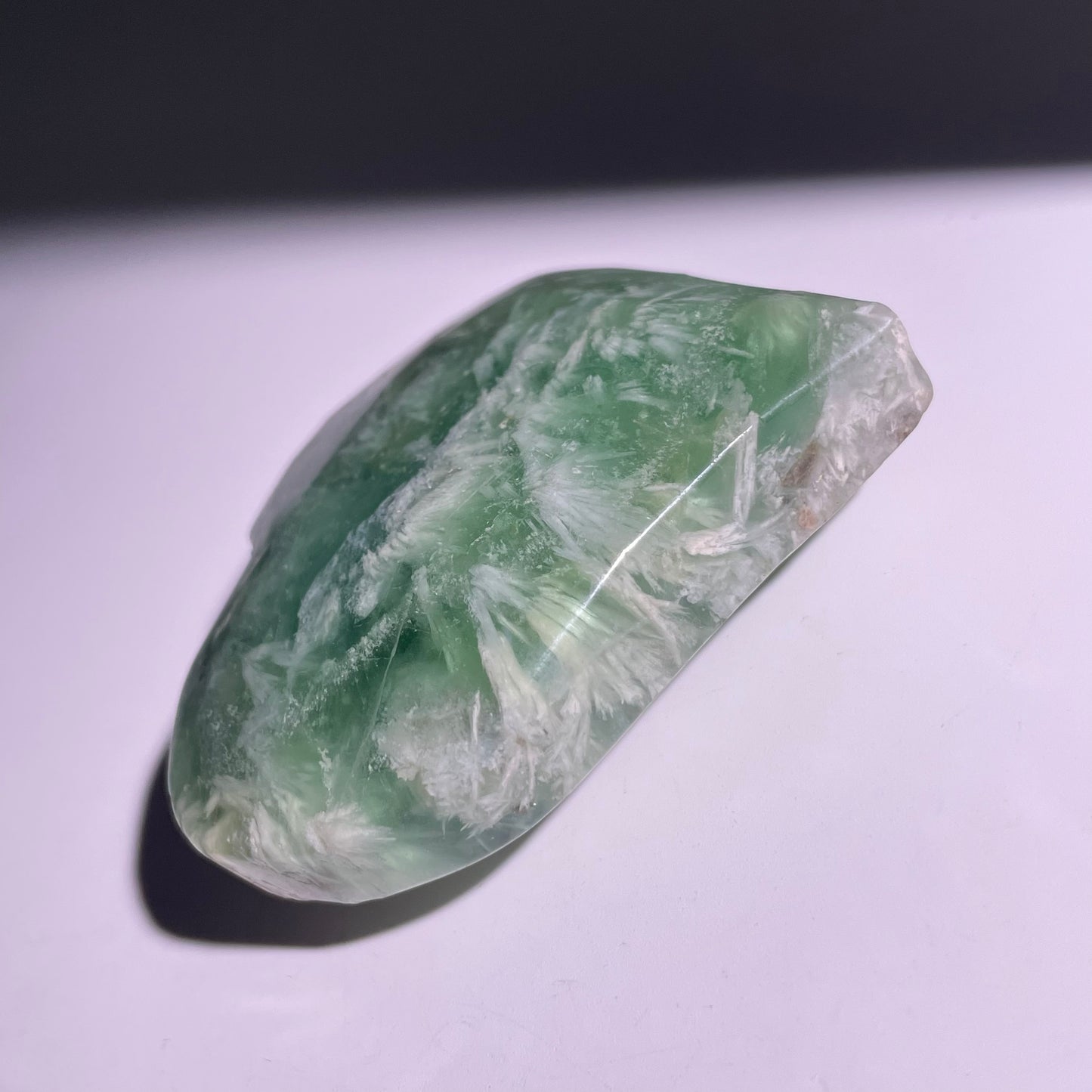 B578◇1点物◇フェザーフローライト ハート◇61×69×22mm◇天然石・鉱物・パワーストーン