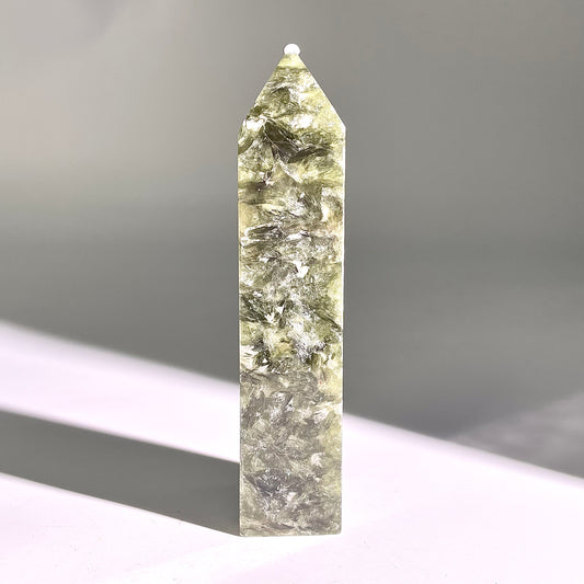 B615◇1点物◇緑マイカ ピラー◇128×27×32mm◇天然石・鉱物・パワーストーン