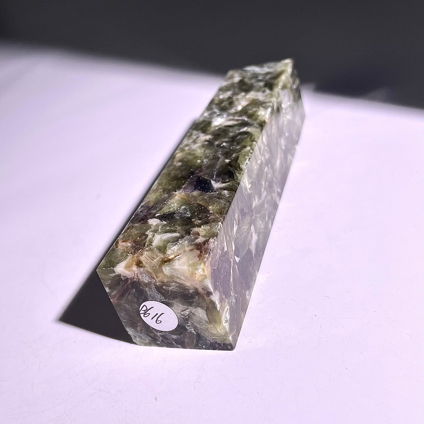 B616◇1点物◇緑マイカ ピラー◇135×28×26mm◇天然石・鉱物・パワーストーン