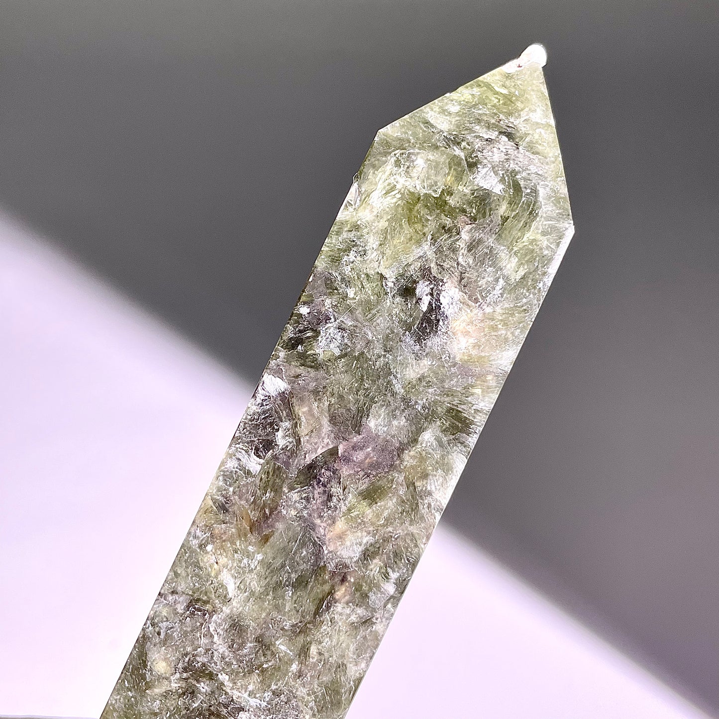 B617◇1点物◇緑マイカ ピラー◇145×30×27mm◇天然石・鉱物・パワーストーン