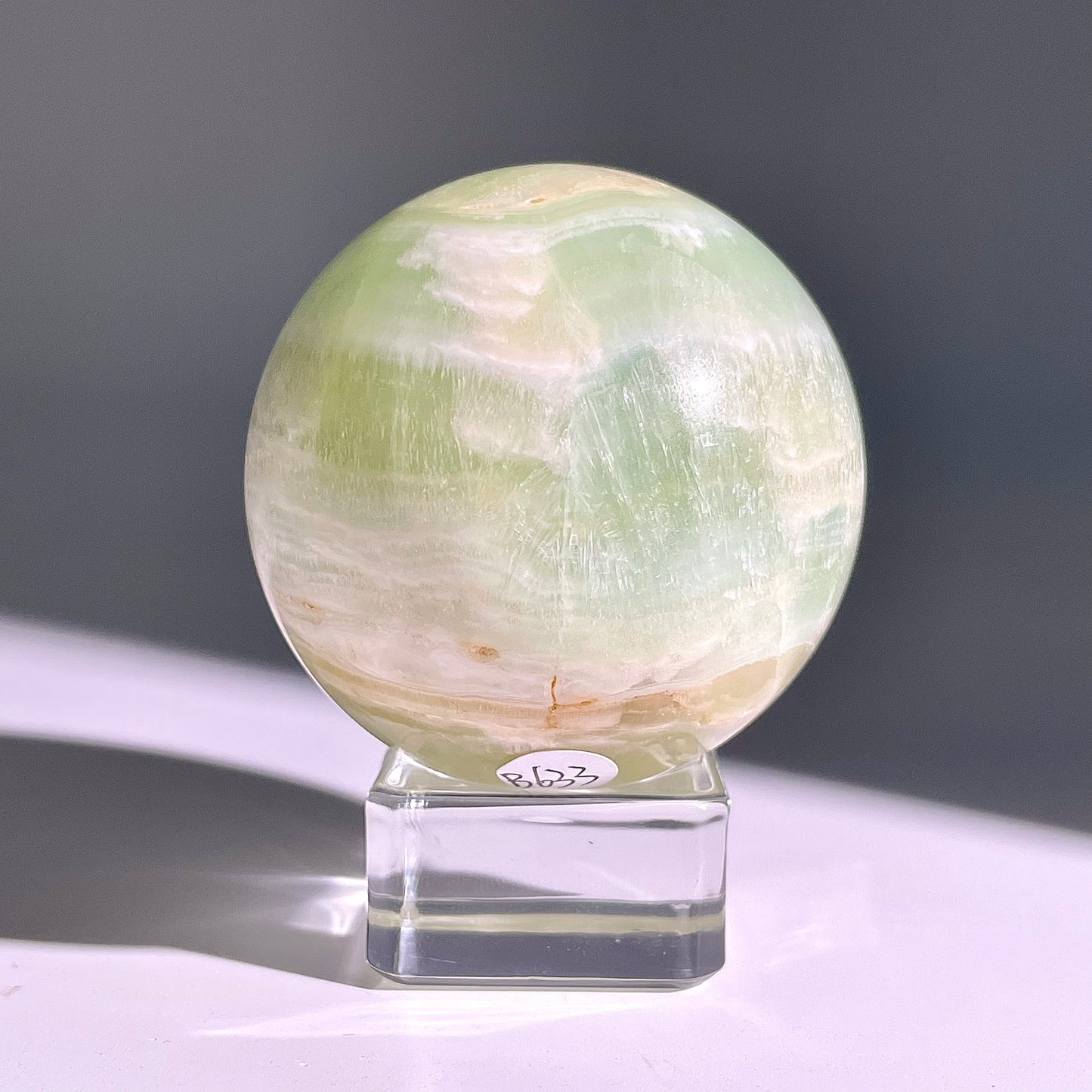 B633◇1点物◇カリブカルサイト ボール◇53×53×53mm◇天然石・鉱物・パワーストーン