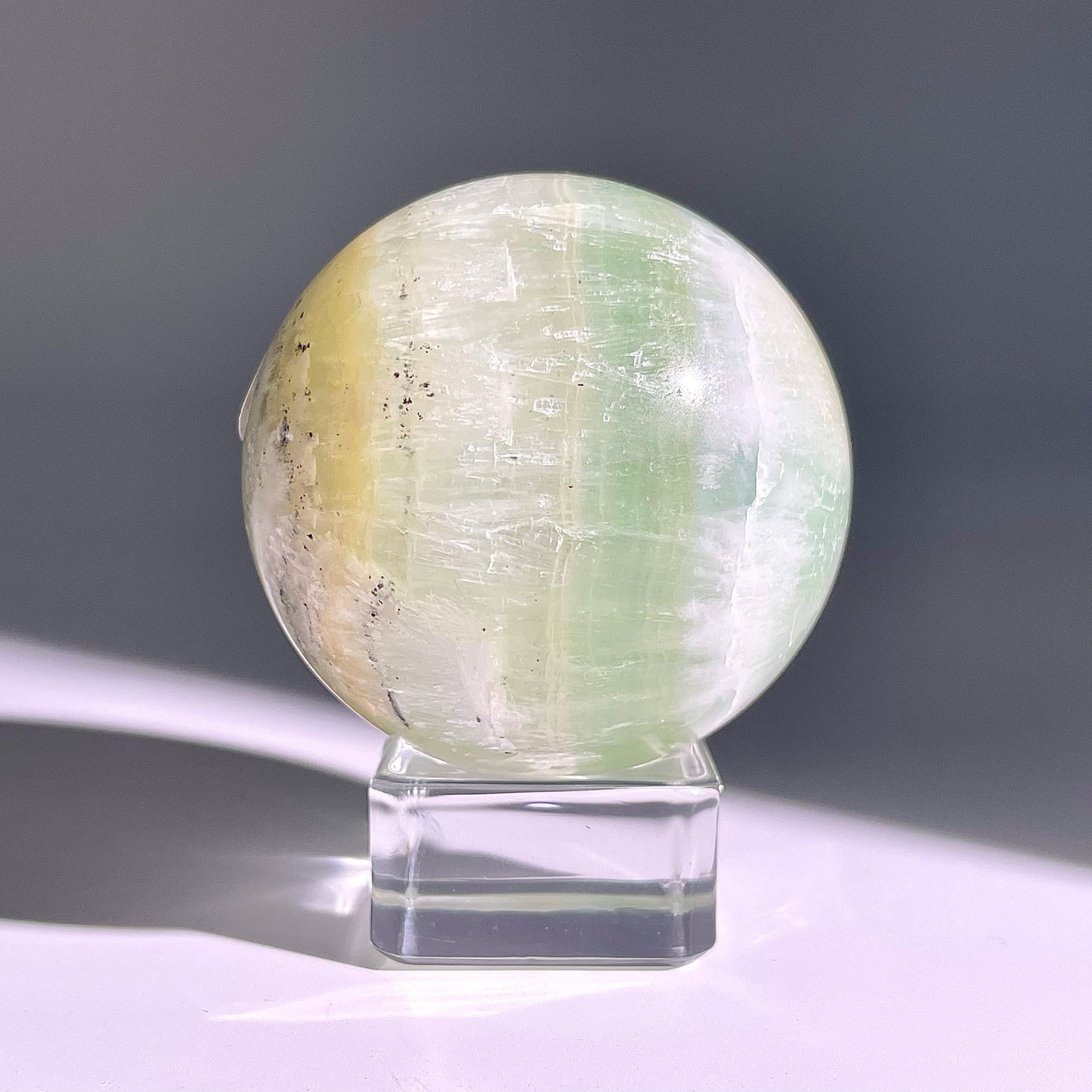 B635◇1点物◇カリブカルサイト ボール◇53×53×53mm◇天然石・鉱物・パワーストーン