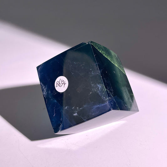B654◇ブルーフローライト スクエア◇46×42×46mm◇天然石・鉱物・パワーストーン