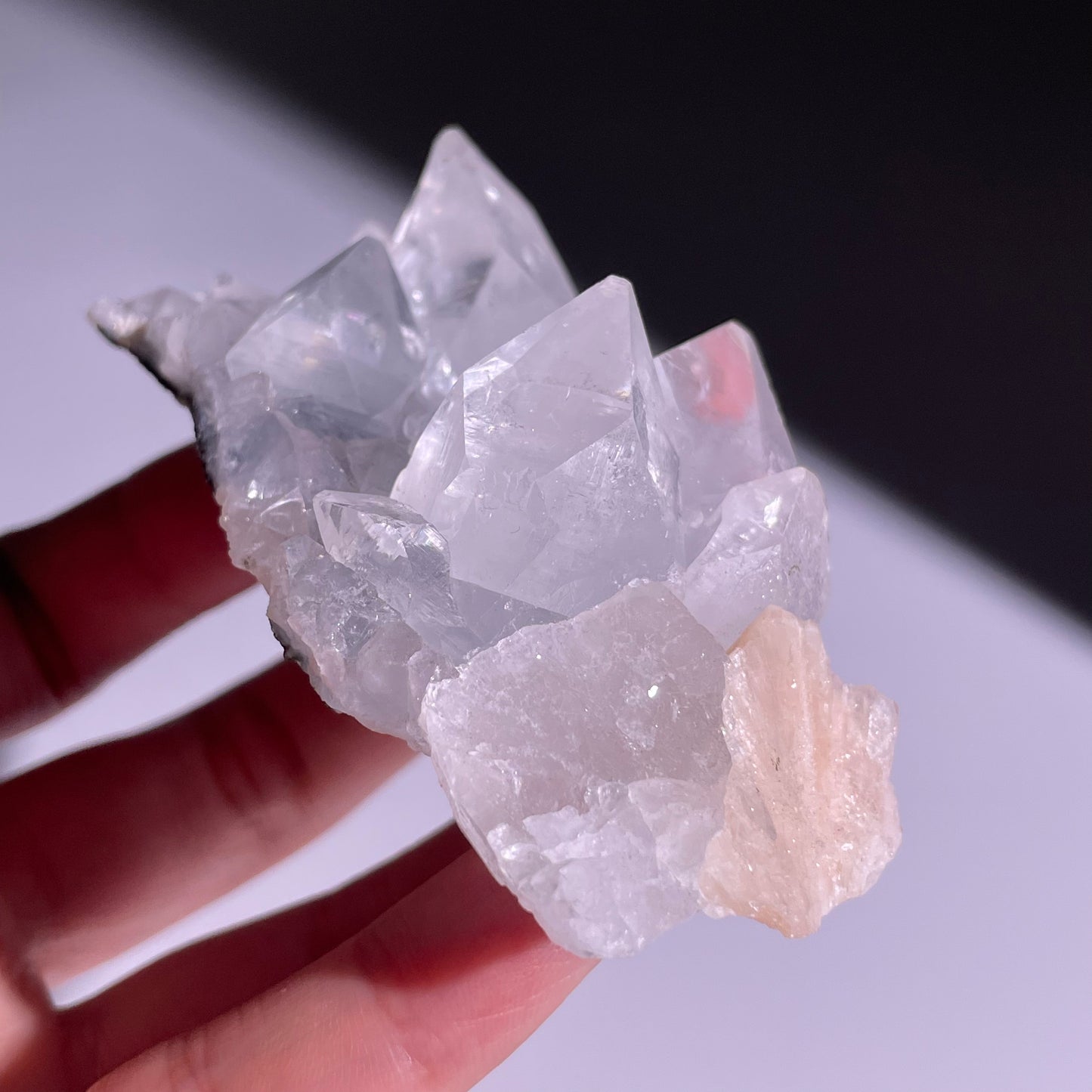 A376◇アポフィライトの原石◇84×44×32mm◇天然石・鉱物・パワーストーン