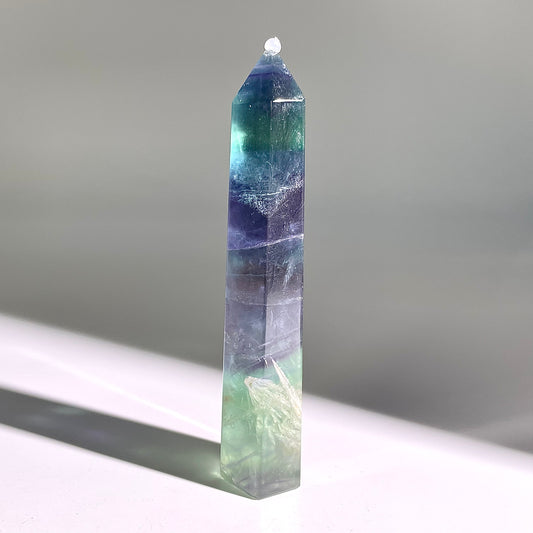 B807◇フェザー フローライト ピラー◇97×22×18mm◇天然石・鉱物・パワーストーン
