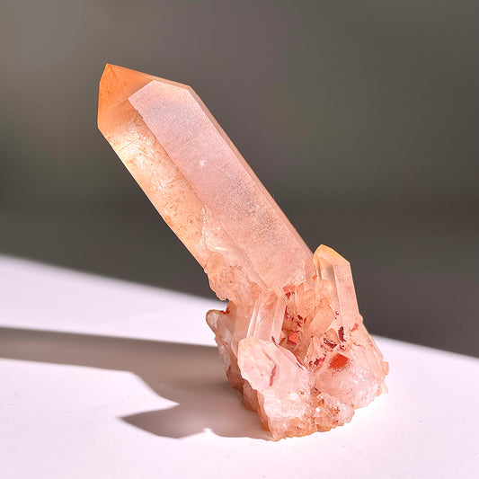 A399◇レッドクリスタル クラスター◇106×58×48mm◇天然石・鉱物・パワーストーン