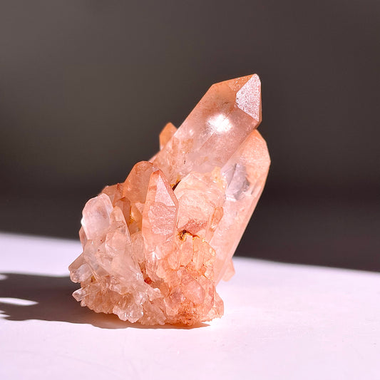 A406◇レッドクリスタル クラスター◇53×47×31mm◇天然石・鉱物・パワーストーン