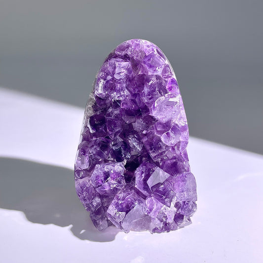 A108◇１点物◇アメジスト　クリスター◇86×49×35mm◇天然石・鉱物・パワーストーン