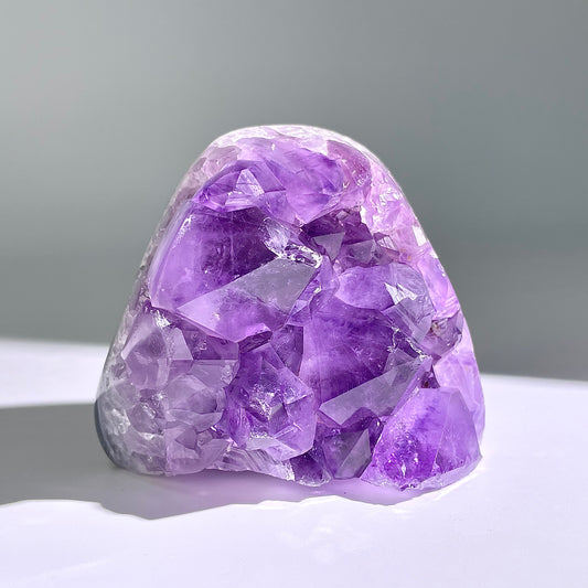 A111◇１点物◇アメジスト　クリスター◇55×57×37mm◇天然石・鉱物・パワーストーン