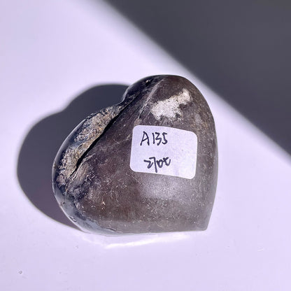 A135◇１点物◇アメジスト　クリスター◇64×47×24mm◇天然石・鉱物・パワーストーン