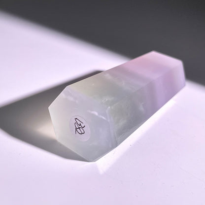 B82◇１点物◇フローライト ピラー◇72×20×15mm天然石・鉱物・パワーストーン