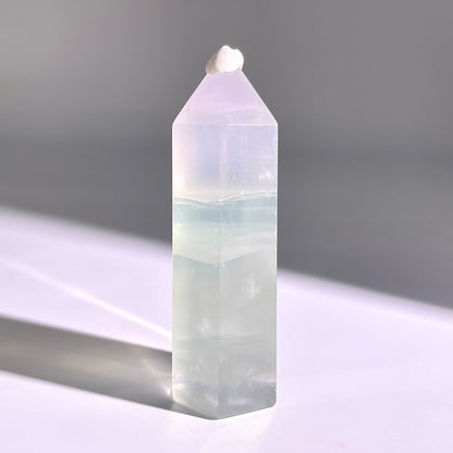 B83◇１点物◇フローライト ピラー◇80×27×24mm天然石・鉱物・パワーストーン