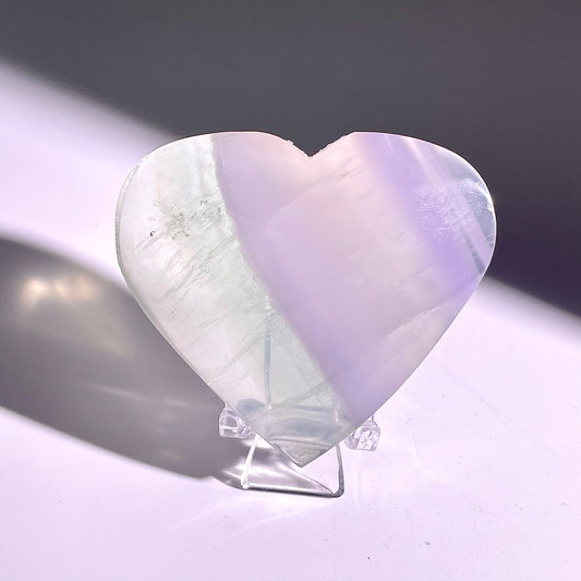 B86◇１点物◇フローライト ハート◇56×66×23mm天然石・鉱物・パワーストーン