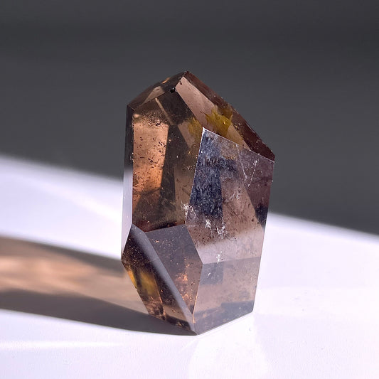 B221◇１点物◇スモーキークォーツ  不規則◇45×29×20mm◇天然石・鉱物・パワーストーン