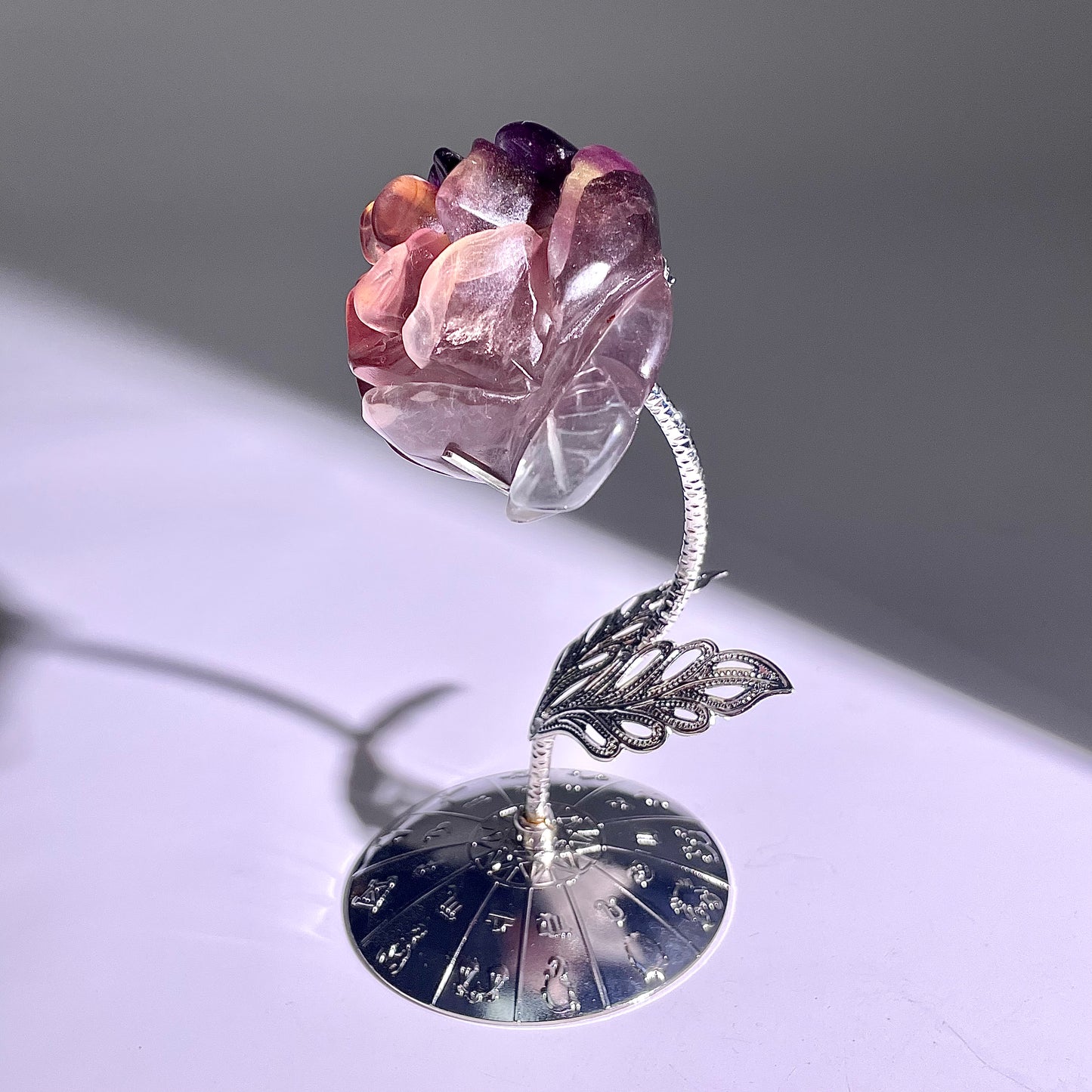 B241◇１点物◇フローライト  ハナ◇80×53×43mm◇天然石・鉱物・パワーストーン