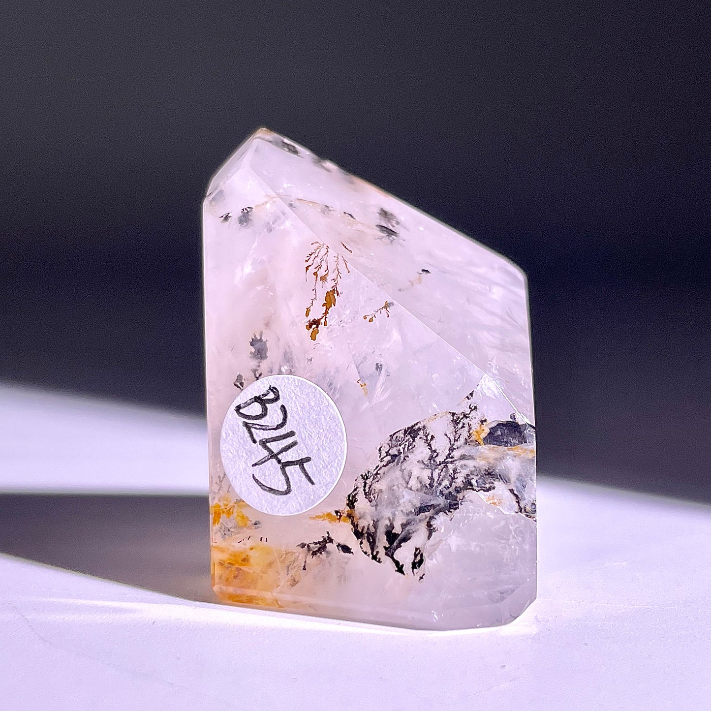 B245◇１点物◇瑪瑙の小樹 不規則◇36×24×16mm◇天然石・鉱物・パワーストーン