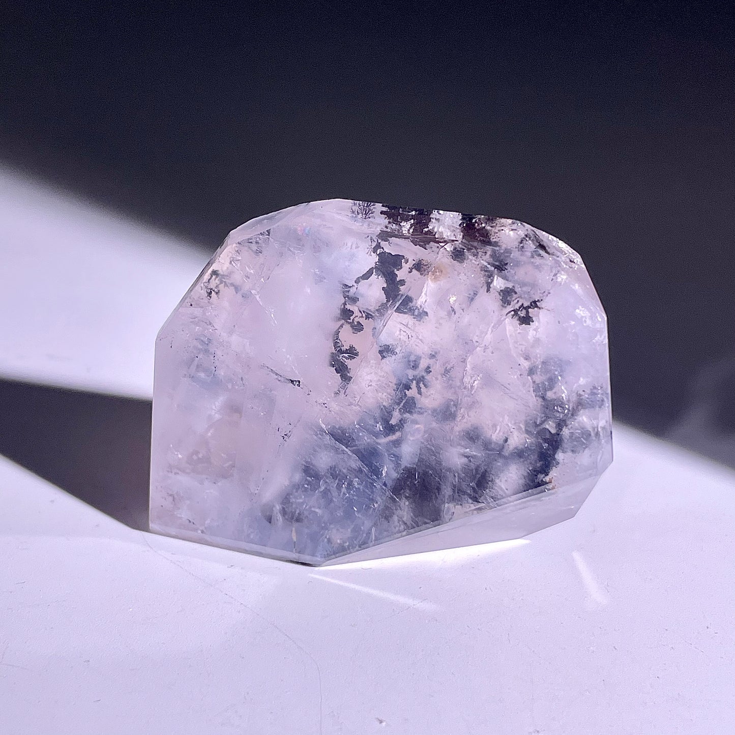 B253◇１点物◇瑪瑙の小樹 不規則◇53×38×22mm◇天然石・鉱物・パワーストーン