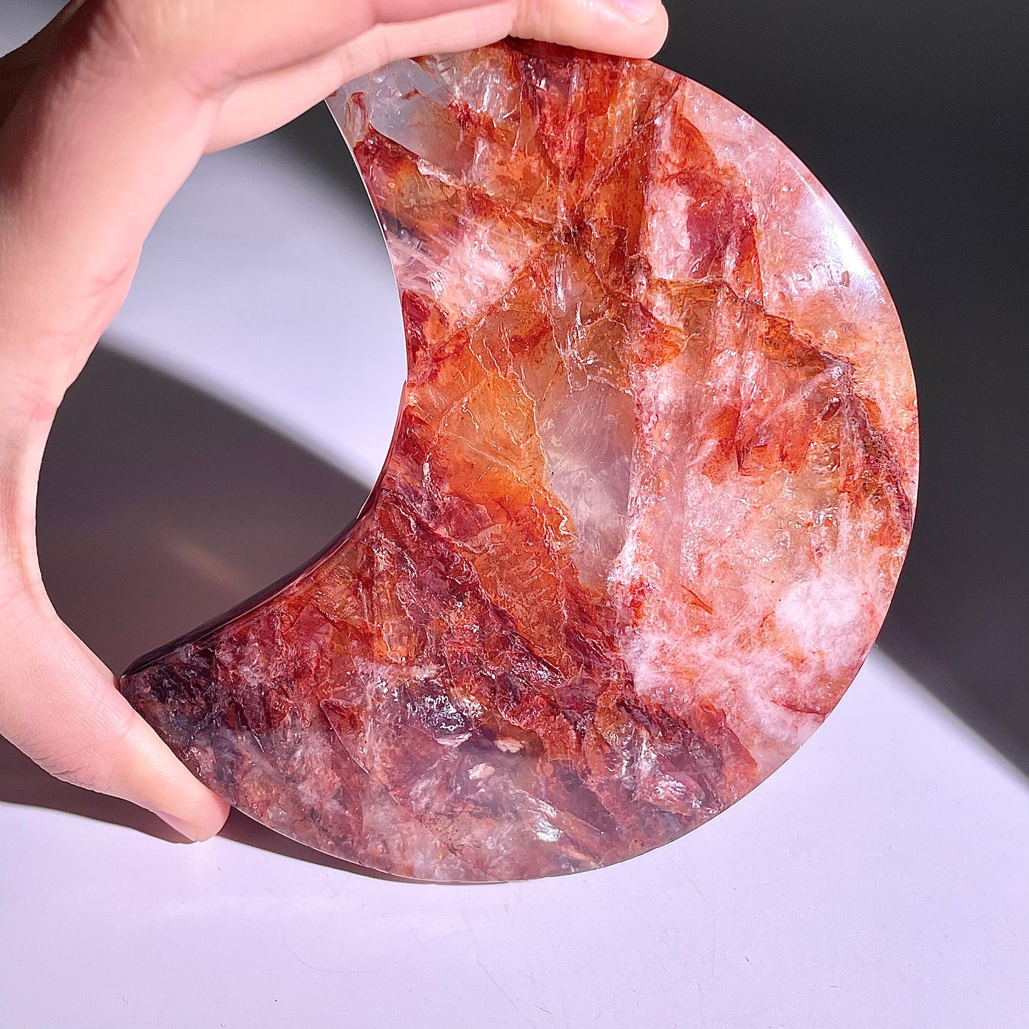 B301◇１点物◇レッドヘマタイトクォーツ ムーン◇128×81×23mm◇天然石・鉱物・パワーストーン