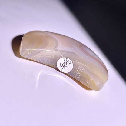 B325◇１点物◇桜瑪瑙 ムーン◇57×36×15mm◇天然石・鉱物・パワーストーン