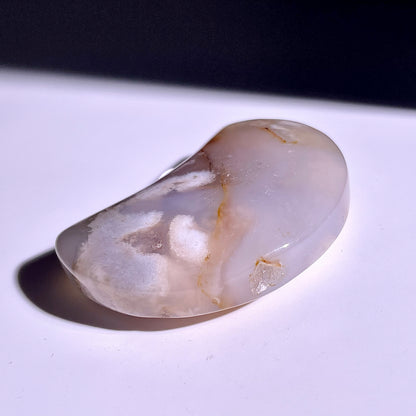 B326◇１点物◇桜瑪瑙 ムーン◇54×36×13mm◇天然石・鉱物・パワーストーン