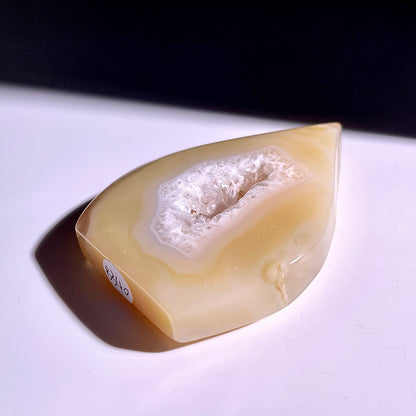B340◇１点物◇瑪瑙 トーチ◇66×51×13mm◇天然石・鉱物・パワーストーン