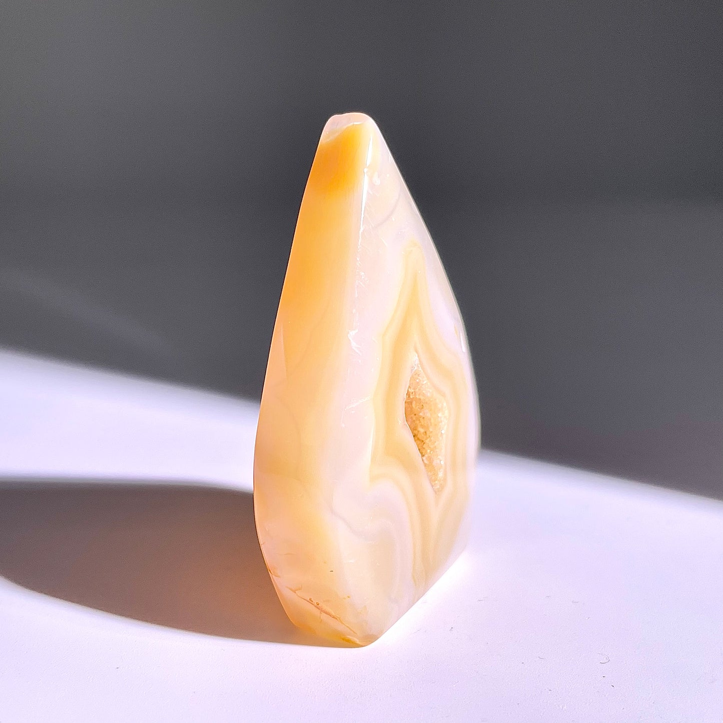 B342◇１点物◇瑪瑙トーチ◇58×39×13mm◇天然石・鉱物・パワーストーン