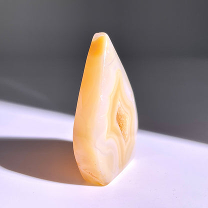 B342◇１点物◇瑪瑙トーチ◇58×39×13mm◇天然石・鉱物・パワーストーン