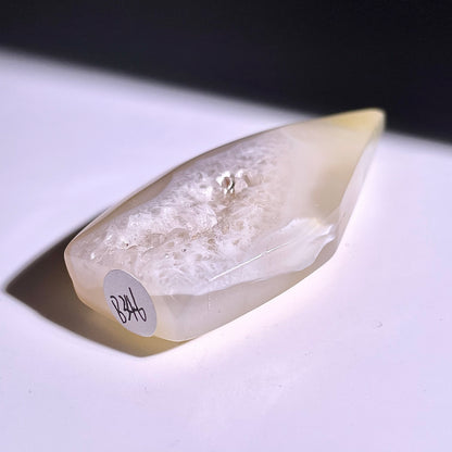 B346◇１点物◇瑪瑙 トーチ◇69×32×14mm◇天然石・鉱物・パワーストーン