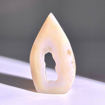 B352◇１点物◇瑪瑙 トーチ◇70×40×13mm◇天然石・鉱物・パワーストーン