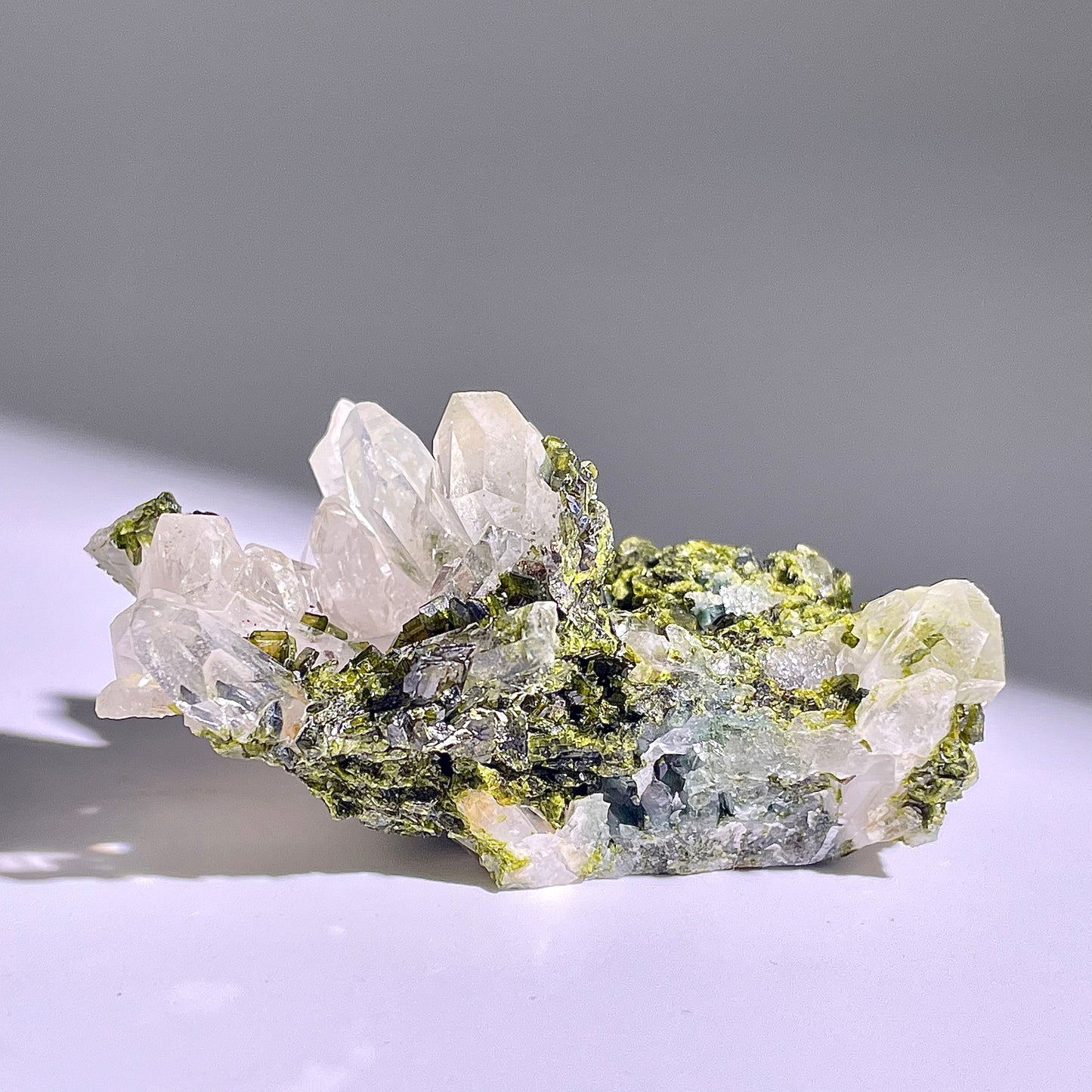 A176◇１点物◇エピドート  クラスター◇58×32×28mm◇天然石・鉱物・パワーストーン