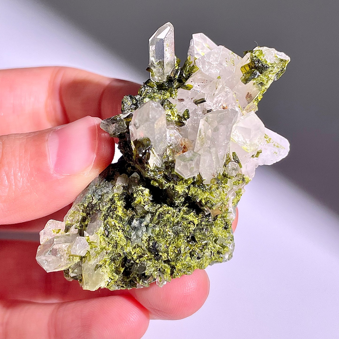 A176◇１点物◇エピドート  クラスター◇58×32×28mm◇天然石・鉱物・パワーストーン