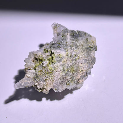 A179◇１点物◇エピドート  クラスター◇54×38×20mm◇天然石・鉱物・パワーストーン