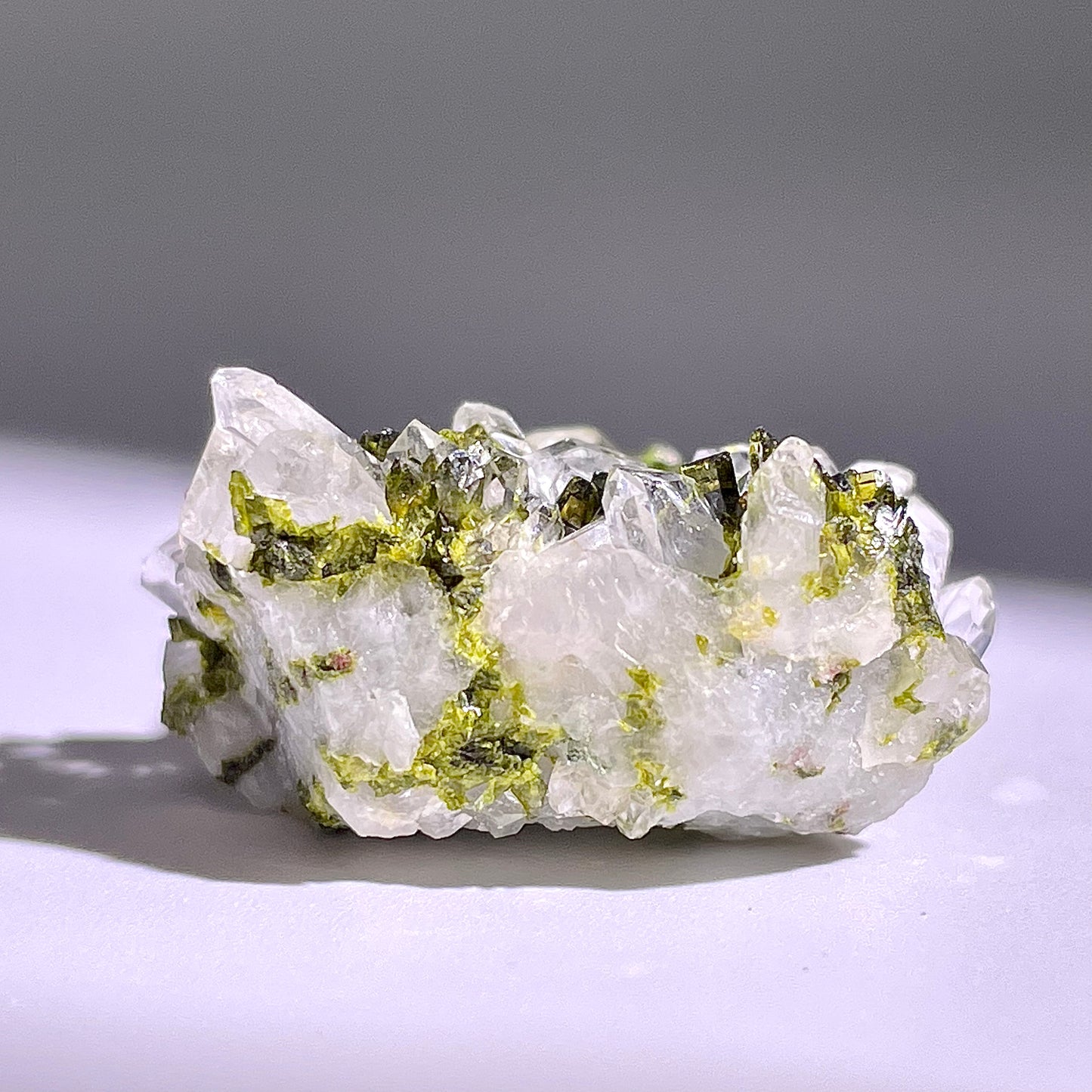 A181◇１点物◇エピドート  クラスター◇26×23×15mm◇天然石・鉱物・パワーストーン