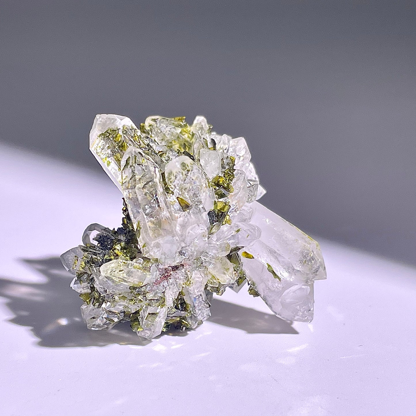 A186◇１点物◇エピドート クラスター◇35×28×40mm◇天然石・鉱物・パワーストーン