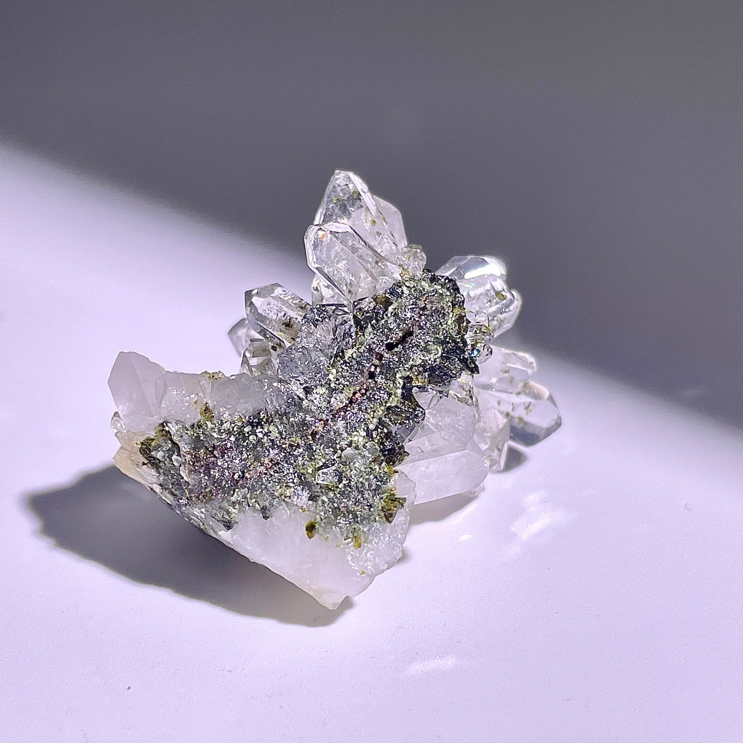 A188◇１点物◇エピドート クラスター◇29×23×18mm◇天然石・鉱物・パワーストーン
