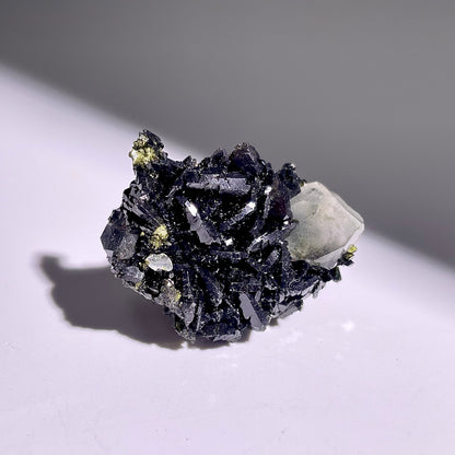 A240◇１点物◇エピドート  クラスター◇27×22×17mm◇天然石・鉱物・パワーストーン